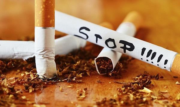 长期吸烟的人，3种食物轮换着吃，既不用戒烟，肺也能好受点
